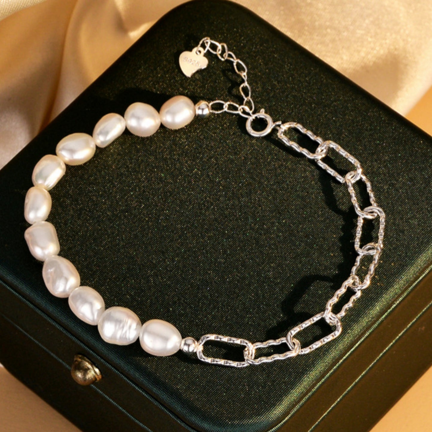 Elegant 925 Sterling Silver & Baroque Cultured Freshwater Pearls Bracelet